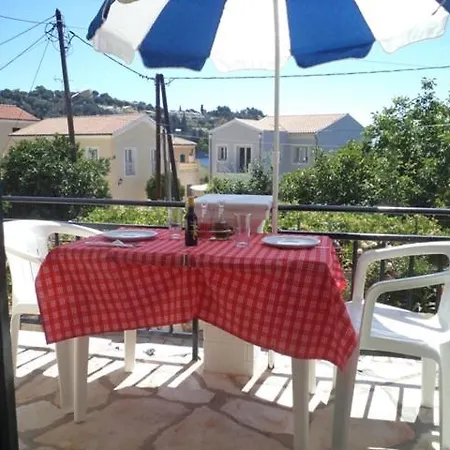 Nikolas Bay Apartmán