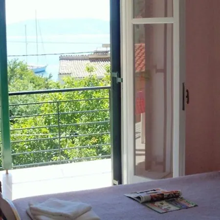 Nikolas Bay Apartmán